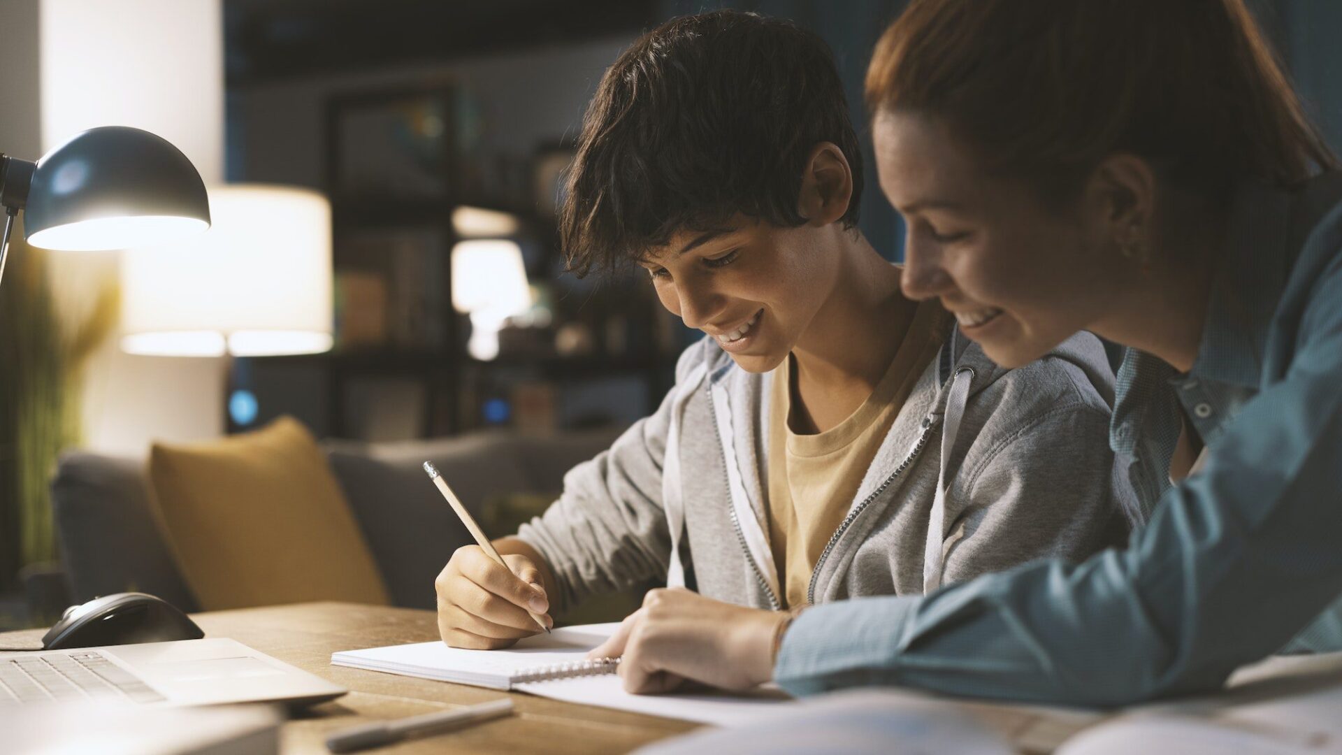 Students Doing Homework Together At Home, Faculdade Matias Machline